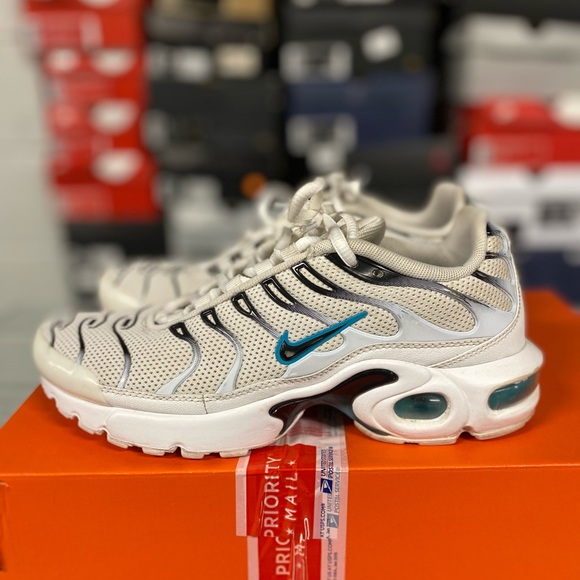 Nike Air Max sz-6Y - Picture 4 of 6